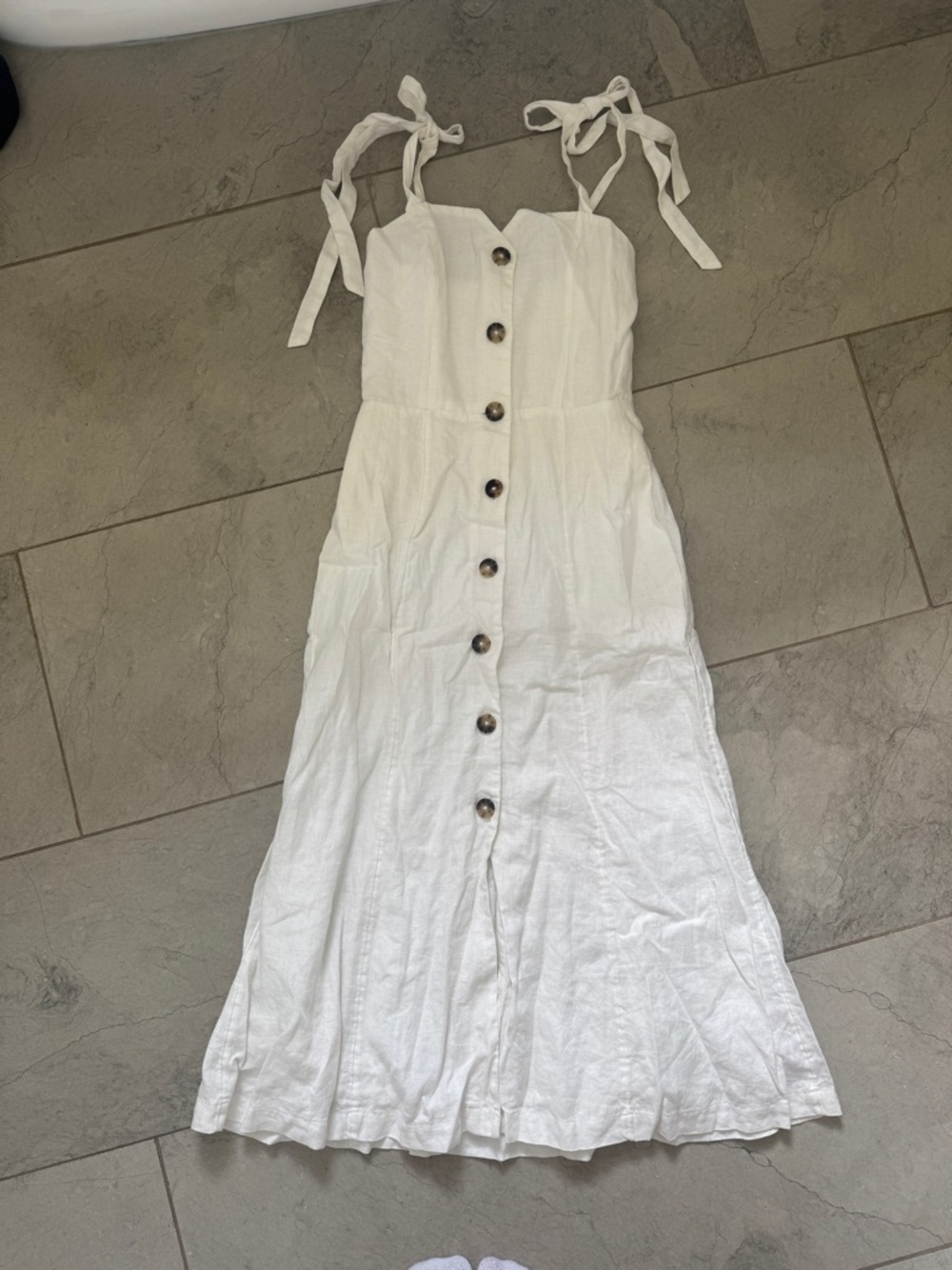Wilfred White Tie-Shoulder Button-Front Sundress